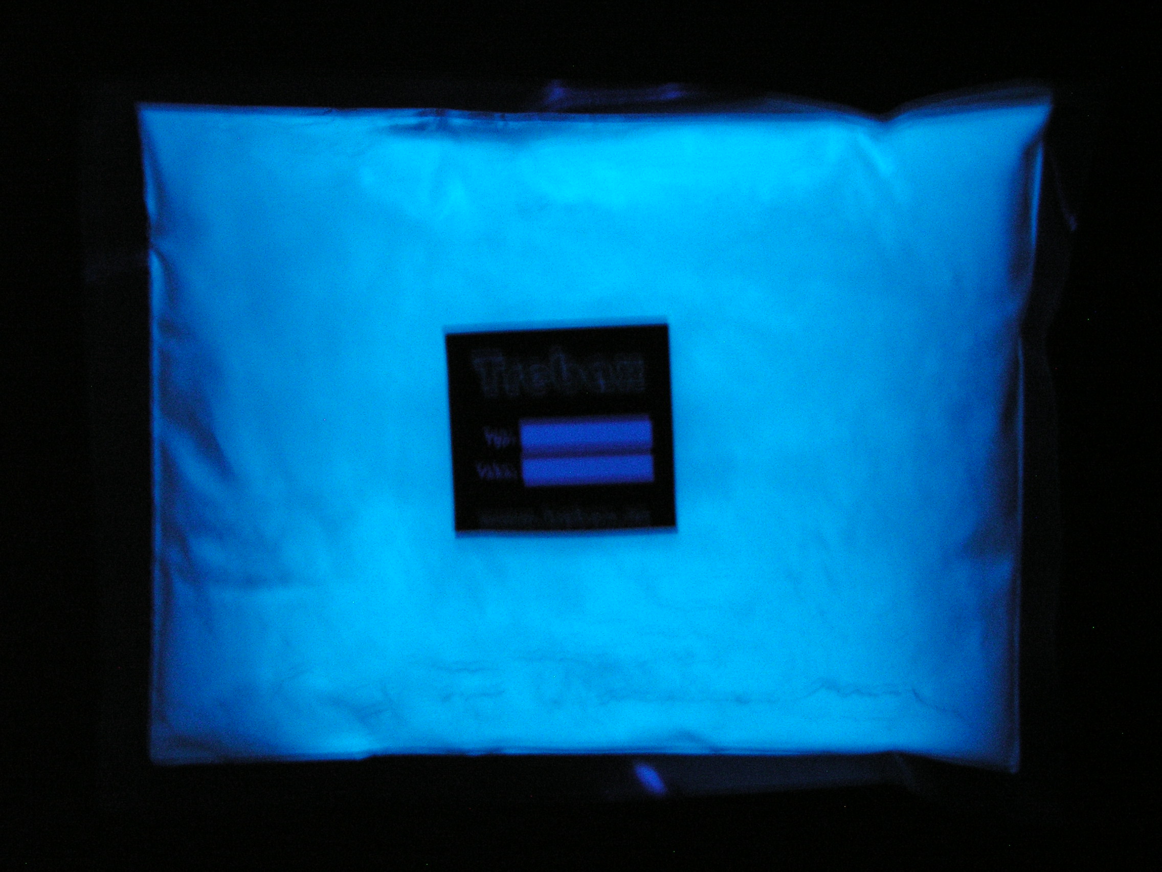 Fotoluminiscenční pigment VODNÍ - modrá/bílá 9D - 500g